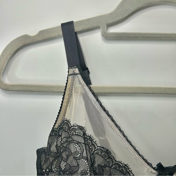 Wacoal Black & Cream Lace Underwire Adjustable Strap Bra 38DD - Picture 4 of 14